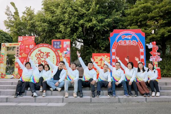 傲群元宵活動(dòng)踏青